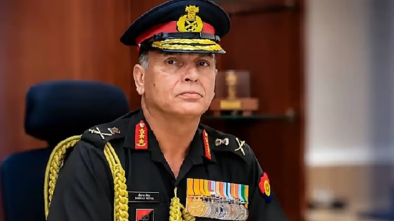 নেপাল সেনাবাহিনীর জেনারেল হলেন ভারতীয় সেনাপ্রধান...
