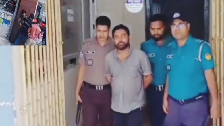 রাজশাহীতে সিকিউরিটি গার্ডকে মা'র'ধ'র ও হ'ত্যা'র হু'ম'কি, গ্রেপ্তার ১...