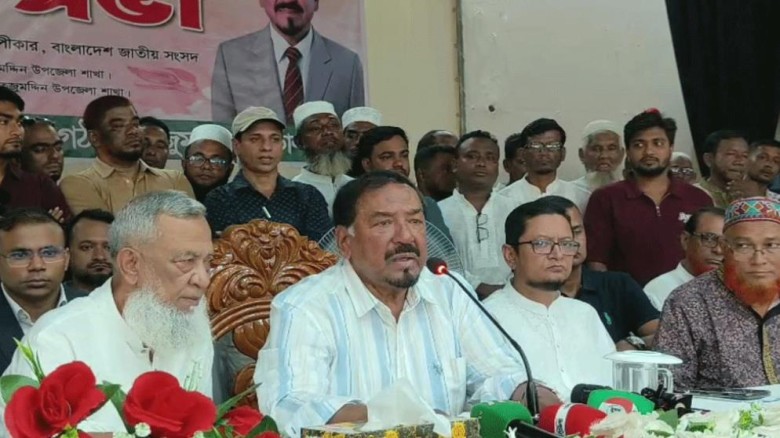 দেশের অধিকাংশ সরকারি কর্মকর্তা চোর : স্পিকার হাফিজ উদ্দিন