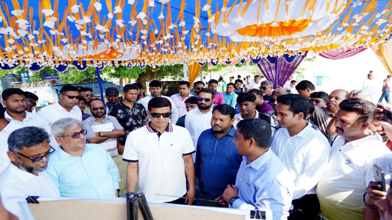 দখল-দূষণের কবল থেকে বারনই নদী বাঁচাতে মাঠে পানিসম্পদ প্রতিমন্ত্রী...
