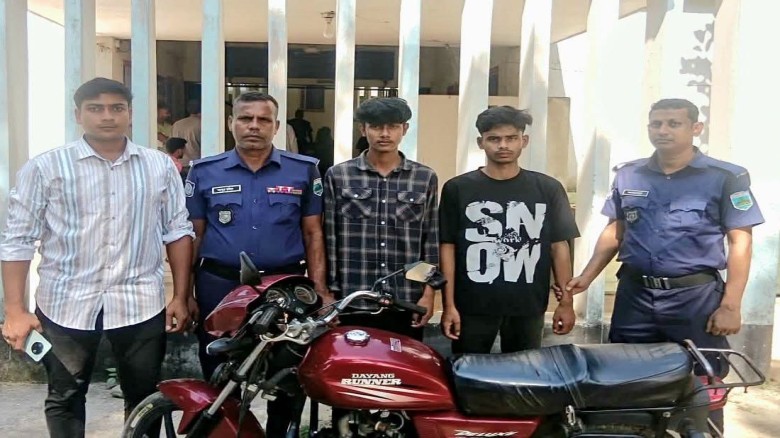 বদলগাছীতে সামাজিক যোগাযোগমাধ্যমে প্রতারণা ও ছিনতাই, দুইজন গ্